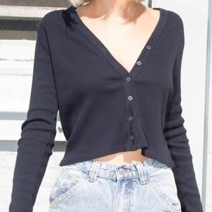 Brandy Melville Button-up Longsleeve